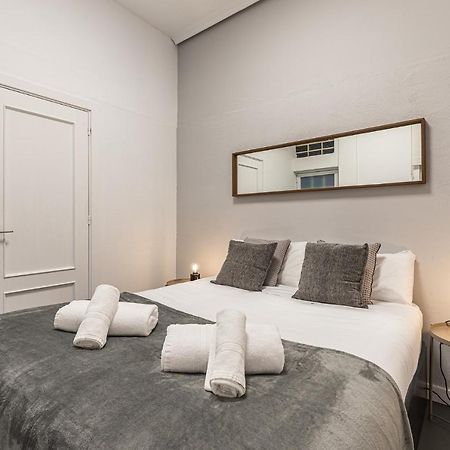 Waou Essence I Los Austrias - Corta Duracion Madrid Exteriör bild